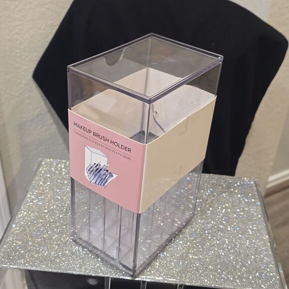 At Home Acrylic Makeup Brush Holder & More - Picture 4 of 6